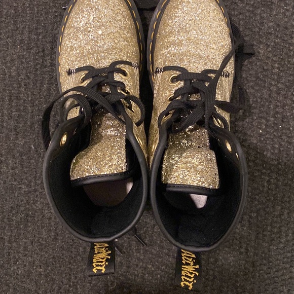 Doc martens Farrah gold glitter lace up boots size US 7 - Picture 5 of 7